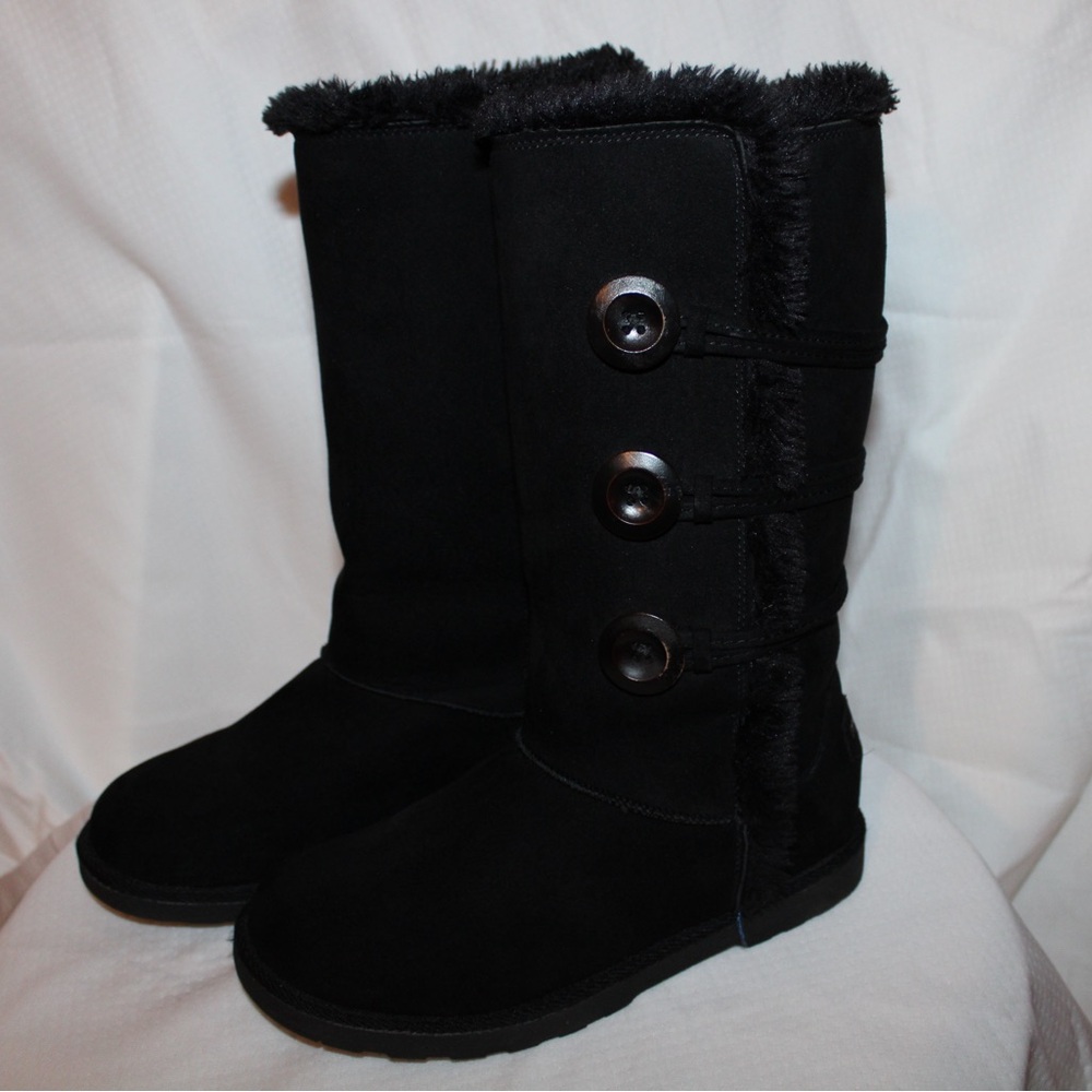 Makalu Women's Black Button-Accent Winter Boots with Fur Inside Size 7.5